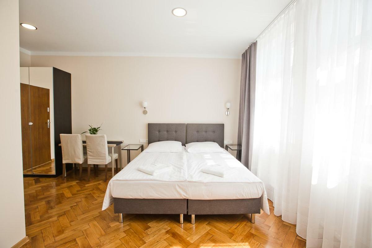 R&B Apartments Poznań Kültér fotó